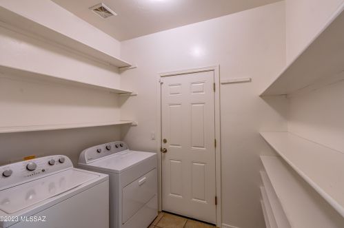 3295 Bear Spring Trl, Tucson AZ  85745-4162 exterior