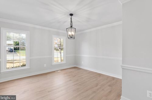 700 Winterberry Dr, Fredericksburg VA  22405-2056 exterior