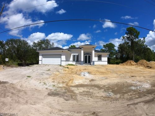 105 15th St, Lehigh Acres, FL