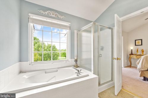 6352 Cullen Pl, Haymarket VA  20169-5400 exterior