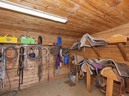 1556 Shay Rd, Big Bear City CA  92314-9180 exterior