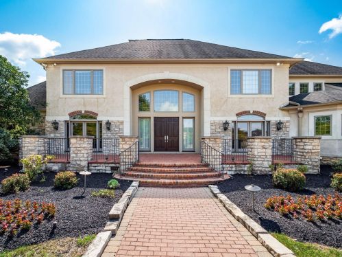 2650 Colts Neck Rd, Blacklick OH  43004-8634 exterior