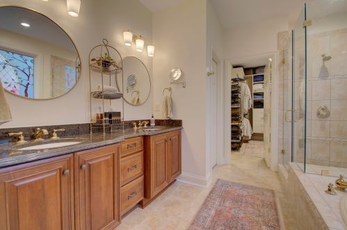 3068 Lyndale Ct, Covington KY  41017-2357 exterior