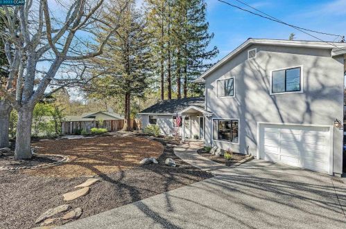 184 Plaza Cir, Danville, CA 94526-1650