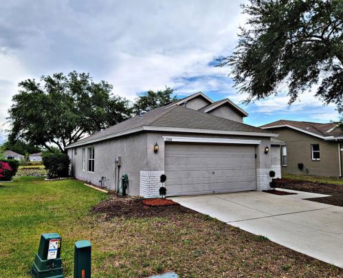 1348 Avonwood Ct, Lutz, FL 33559-7902
