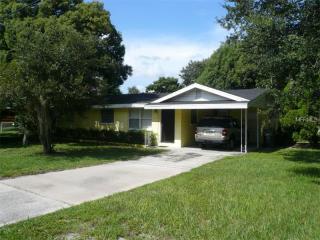 1710 Combee Rd, Lakeland, FL 33801-2727