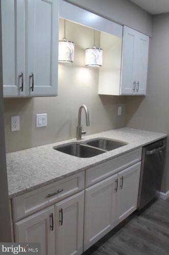 704 Independence Blvd, Dover DE  19904-2658 exterior