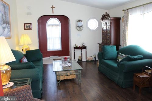 257 Chadwick Ct, Souderton PA  18964-2818 exterior