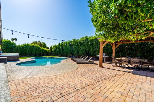 4531 Emile Zola Ave, Phoenix AZ  85032-6416 exterior