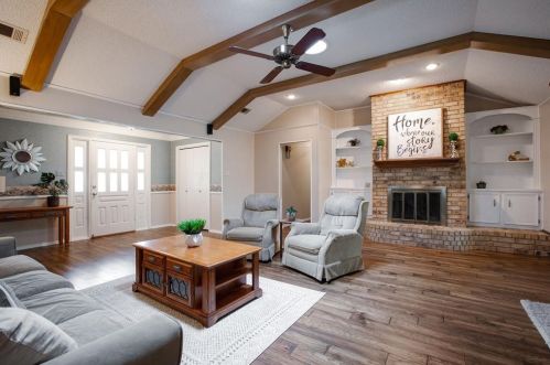 7313 Fuller Cir, Fort Worth, TX 76133-6901