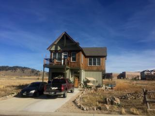 211 Buckhorn Cir, Silvercreek, CO 80446-8734