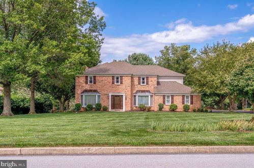 24 Raven Dr, Chadds Ford, PA 19317-9192