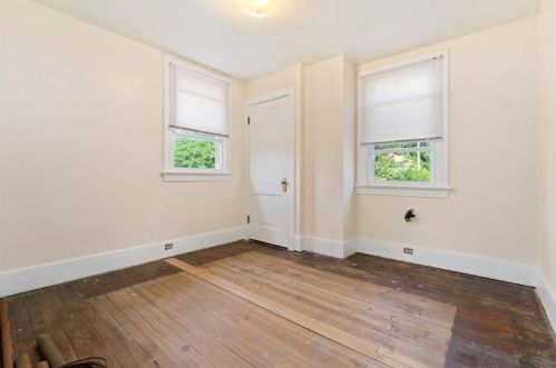 4329 Stanton Ave, Pittsburgh PA  15201-2243 exterior