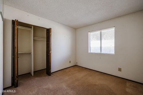 18210 44th Ave, Glendale AZ  85308-1637 exterior