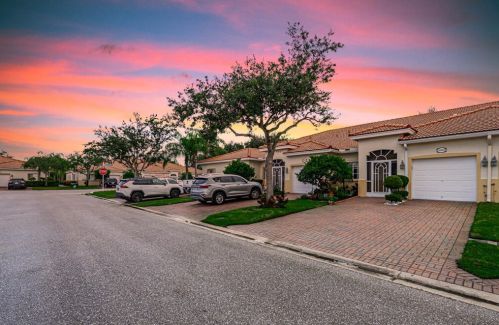 9959 Galleon Dr, West Palm Beach, FL 33411-1807