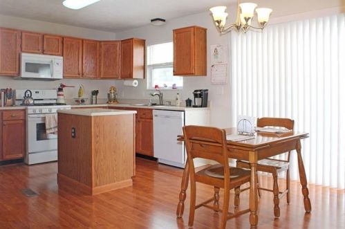 105 Cole Ct, Harmony PA  16037-7766 exterior