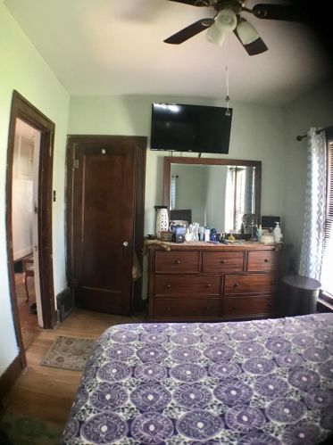 151 Michigan Ave, Hobart IN 46342-3236 exterior