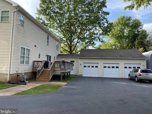 14273 Aden Rd, Nokesville, VA 20181-3010