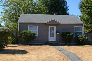 3826 10th St, Tacoma, WA 98405-2124