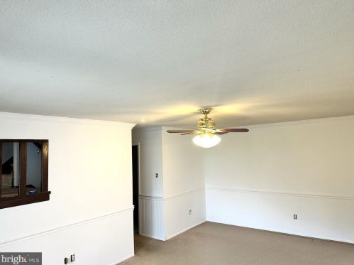 504 Freedom Cir, Harleysville PA  19438-3940 exterior