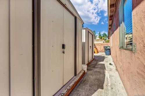 924 Bucky Ln, National City CA  91950-1406 exterior