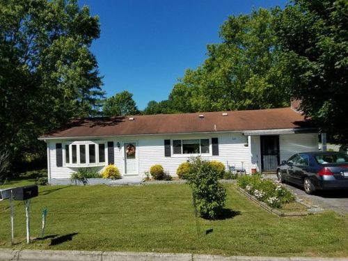 214 Hulldale Ave, Thomas Bridge, VA 24354-2333