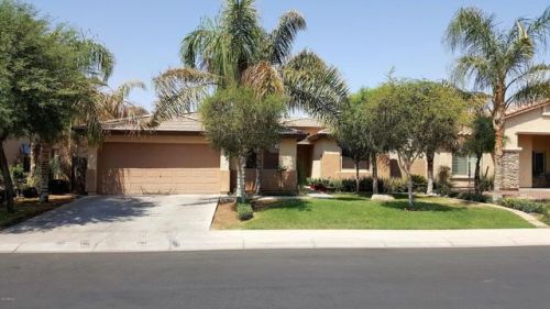 25594 St Charles Ct, Buckeye, AZ 85326-2105