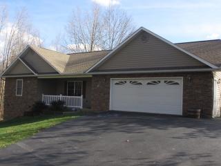 232 Stonecrest Loop, Crossville, TN 38571-8232