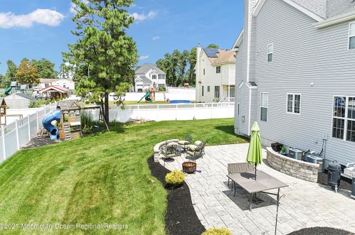 386 Hopedale Dr, Berkeley Township NJ  08721-2781 exterior