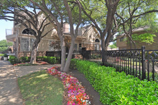 14500 Dallas Pkwy, Dallas TX  75254-8306 exterior