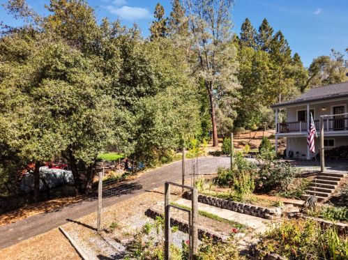 17155 Oscar Dr, Grass Valley CA  95949-7220 exterior