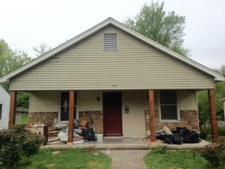 1906 Jefferson Ave, Knoxville TN  37917-6855 exterior