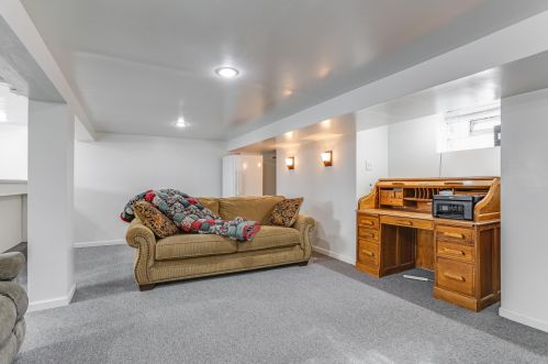 5628 38 Ave, Kenosha WI 53144-2725 exterior