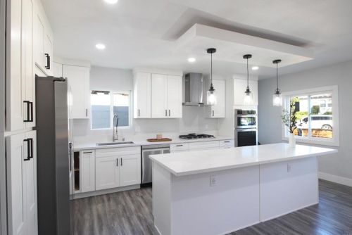 4542 Palm Ave, La Mesa CA  91941-5586 exterior