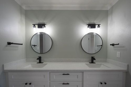 2503 46, Galveston TX  77551-5702 exterior