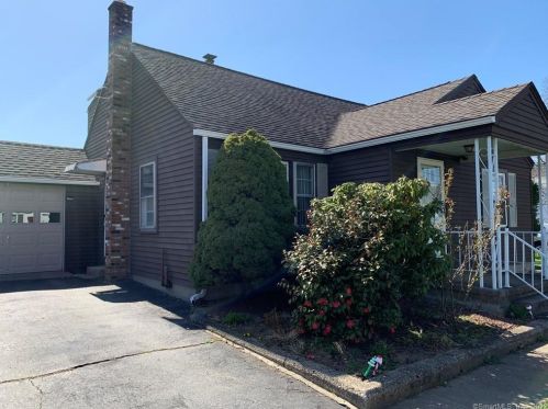 20 Sycamore Rd, Norwich, CT 06360-6551