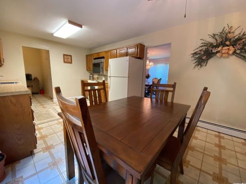 18 Stonehurst Ln, Huntington Station NY  11746-7932 exterior