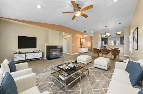 8617 Lighthouse Dr, Bakersfield, CA 93312-4968