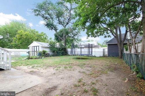 335 Washington St, West Deptford NJ  08066-1083 exterior