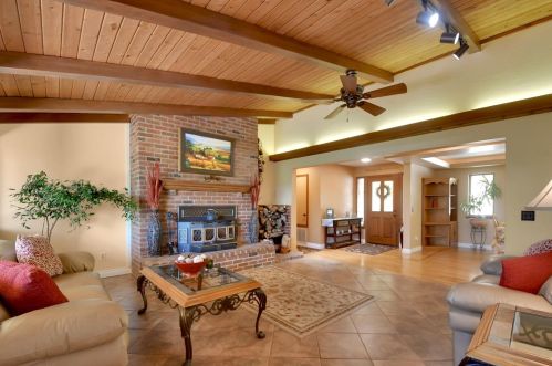 18883 Hummingbird Dr, Lake Wildwood CA  95946-9694 exterior