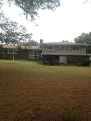 501 Hood Lakes Rd, Lawrenceburg, TN 38464-4111