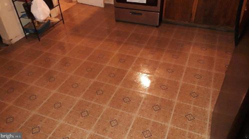 1668 Norris St, Camden, NJ 08104-1717