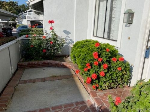 351 Huntington, Irvine, CA 92620-5737