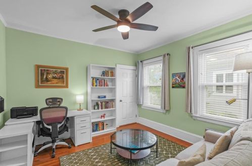 290 River Ave, Providence RI  02908-4217 exterior