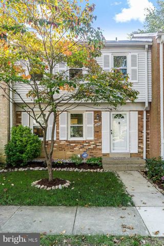 8459 Kitchener Dr, Springfield, VA 22153-3426