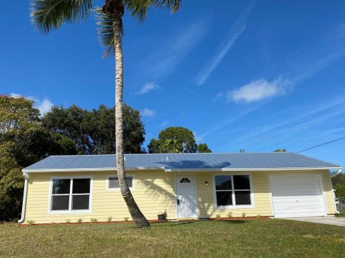 674 23rd Pl, Vero Beach FL  32962-8116 exterior