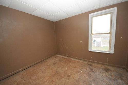 506 Young St, New Castle PA  16101-2443 exterior