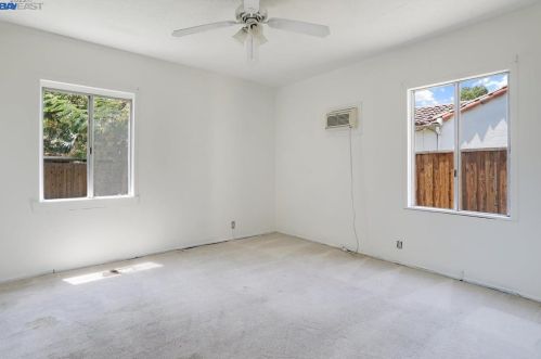 111 Dale Dr, San Jose CA  95127-2958 exterior