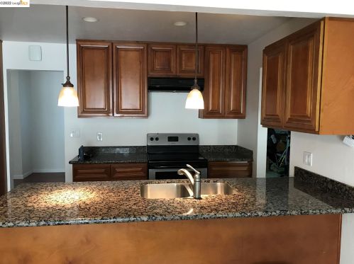 2609 Mendocino Dr, Pinole CA  94564-1120 exterior