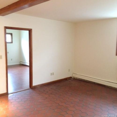 14 Stephenson Blvd, New Rochelle NY  10801-4402 exterior